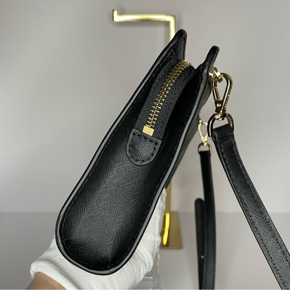 Michael Kors Jet Set Travel Crossbody - Picture 5 of 11